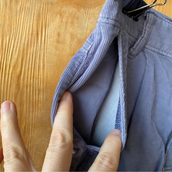 American Eagle Light Purple Corduroy Pastel Mom Short - Picture 6 of 13